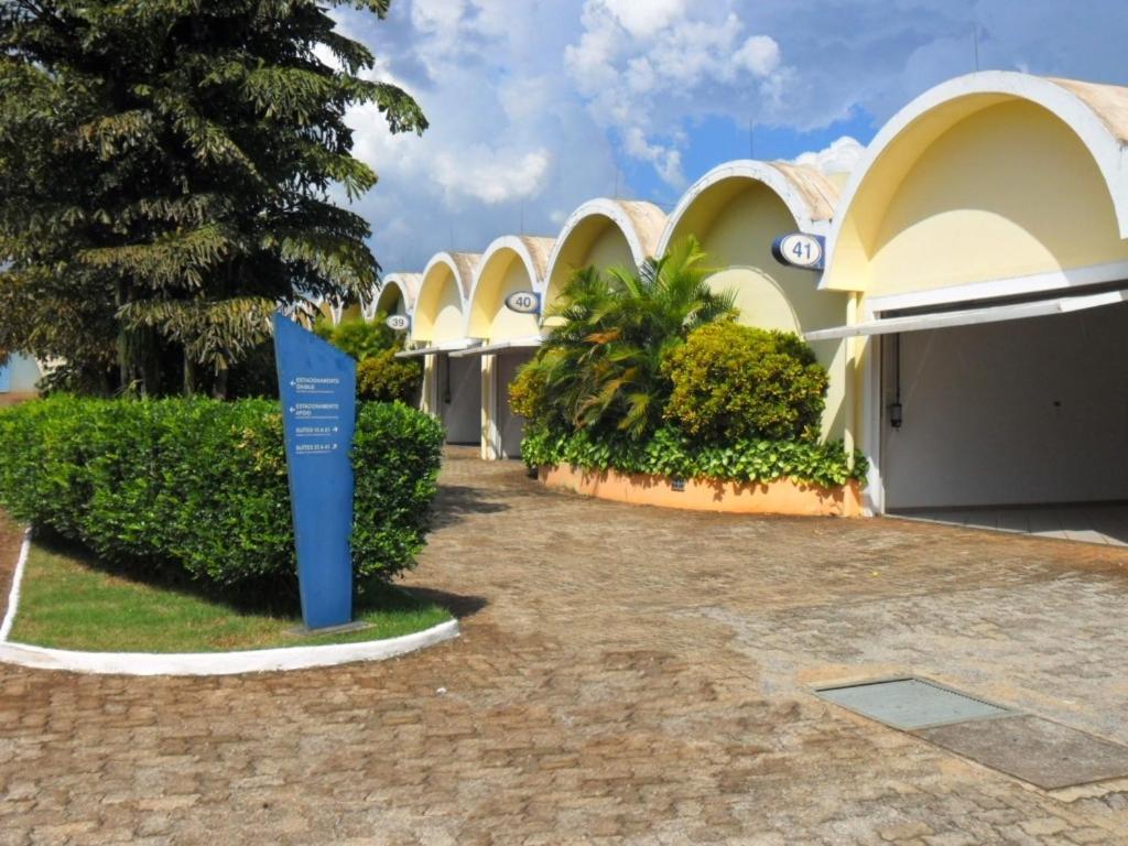 Hotel Green Village Jardinópolis Exteriör bild