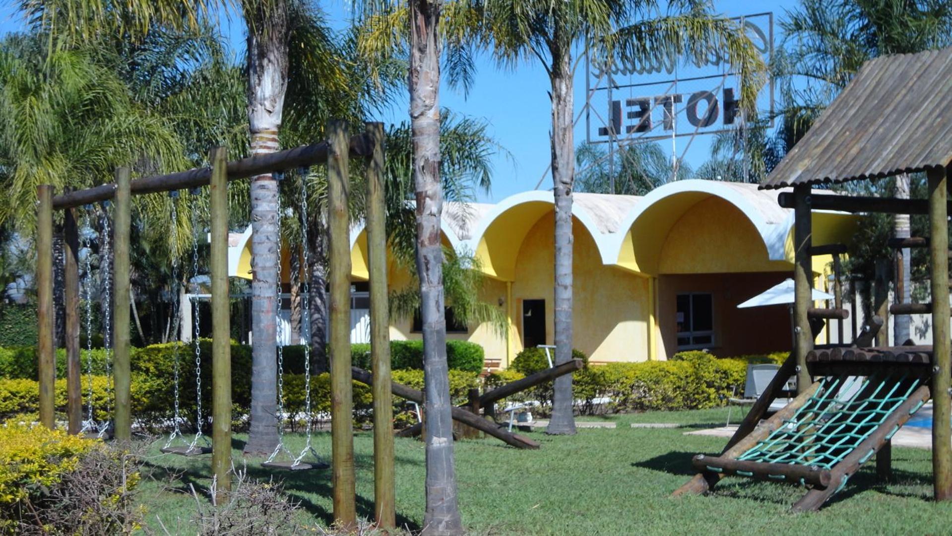 Hotel Green Village Jardinópolis Exteriör bild